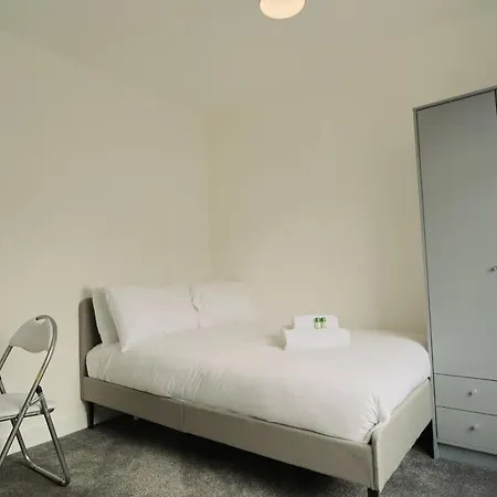 Apartamento Bridgman Grove Five Bedrooms House *